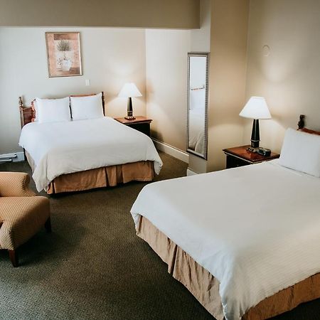 The Astor Hotel Milwaukee Bagian luar foto