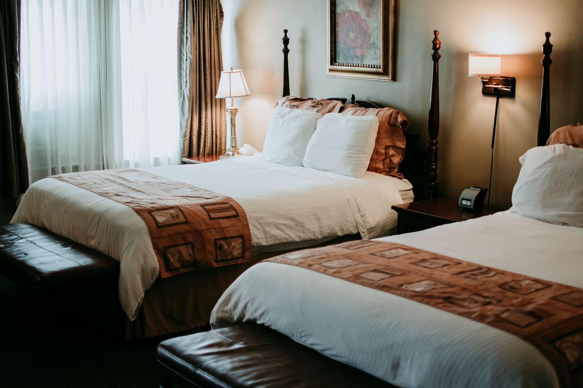 The Astor Hotel Milwaukee Bagian luar foto