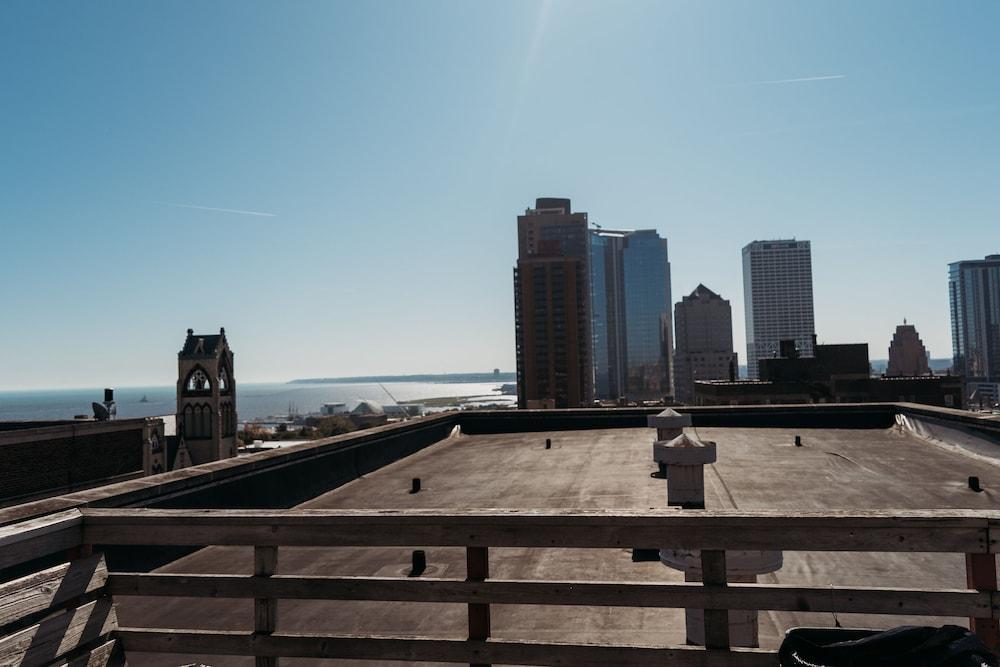 The Astor Hotel Milwaukee Bagian luar foto